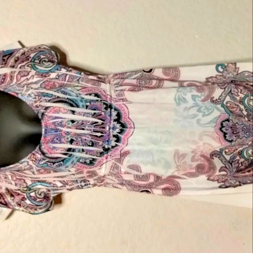 KIARA WOMEN'S FLORAL DRESS SIZE M